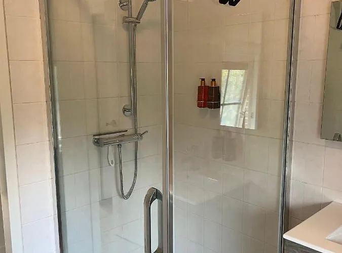 Clementine With Sauna In Сasa de vacaciones *