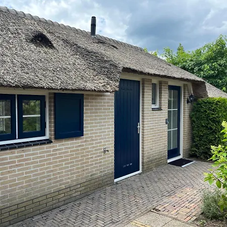 Clementine With Sauna In Vakantiehuis Ermelo