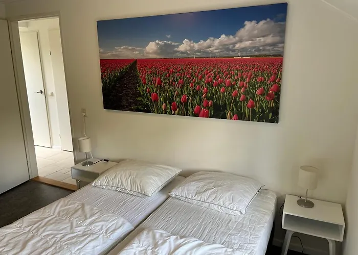 Clementine With Sauna In בית נופש ארמלו